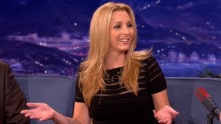 Lisa Kudrow Shares Her Las Vegas Blackjack Tips – CONAN on TBS