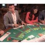 How To Play Baccarat – Las Vegas Table Games  | Caesars Entertainment