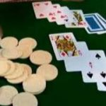 How to Play Follow the Queen: Poker Games : Tips for Playing Follow the Queen Poker Hand