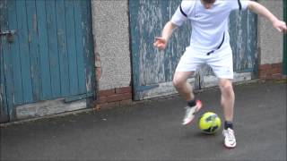 Football Tricks Tutorial Street Skill Ginga Roulette + variation HD MFootball Productions