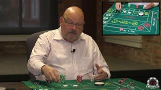 What is the procedure for tipping the craps dealers?