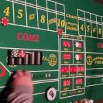 Craps strategy using the 4 and 10 FREEROLL