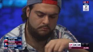 Royal Flush at the 2016 PCA – Huge Three-Way Pot | PokerStars