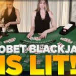 Roobet blackjack is lit! 200$ in one hand