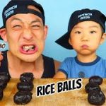 ONIGIRI ROULETTE!! (Onigiri AKA RICE BALL or MUSUBI) CRUNCHBROS vs CRUNCHMOM!!!