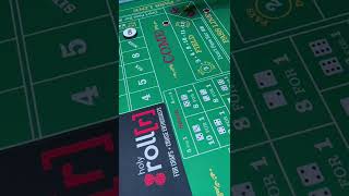 🎲🎲 Pass Line vs. Come Bet? 🤷‍♂️ #freecruise #casinoroyale #royalcaribbean #cruising #craps