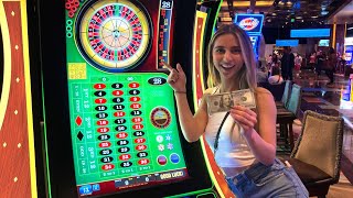 I Played  On A Roulette Slot Machine For The First Time In Vegas!!!